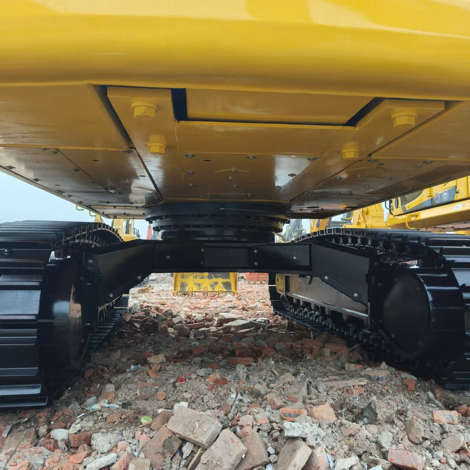 KOMATSU PC450 - 履带式挖掘机:图5 KOMATSU PC450 - 履带式挖掘机:图5