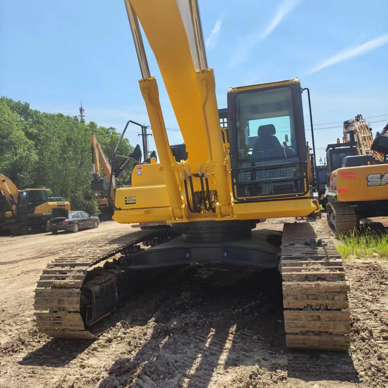 KOMATSU PC450 - 履带式挖掘机:图2 KOMATSU PC450 - 履带式挖掘机:图2
