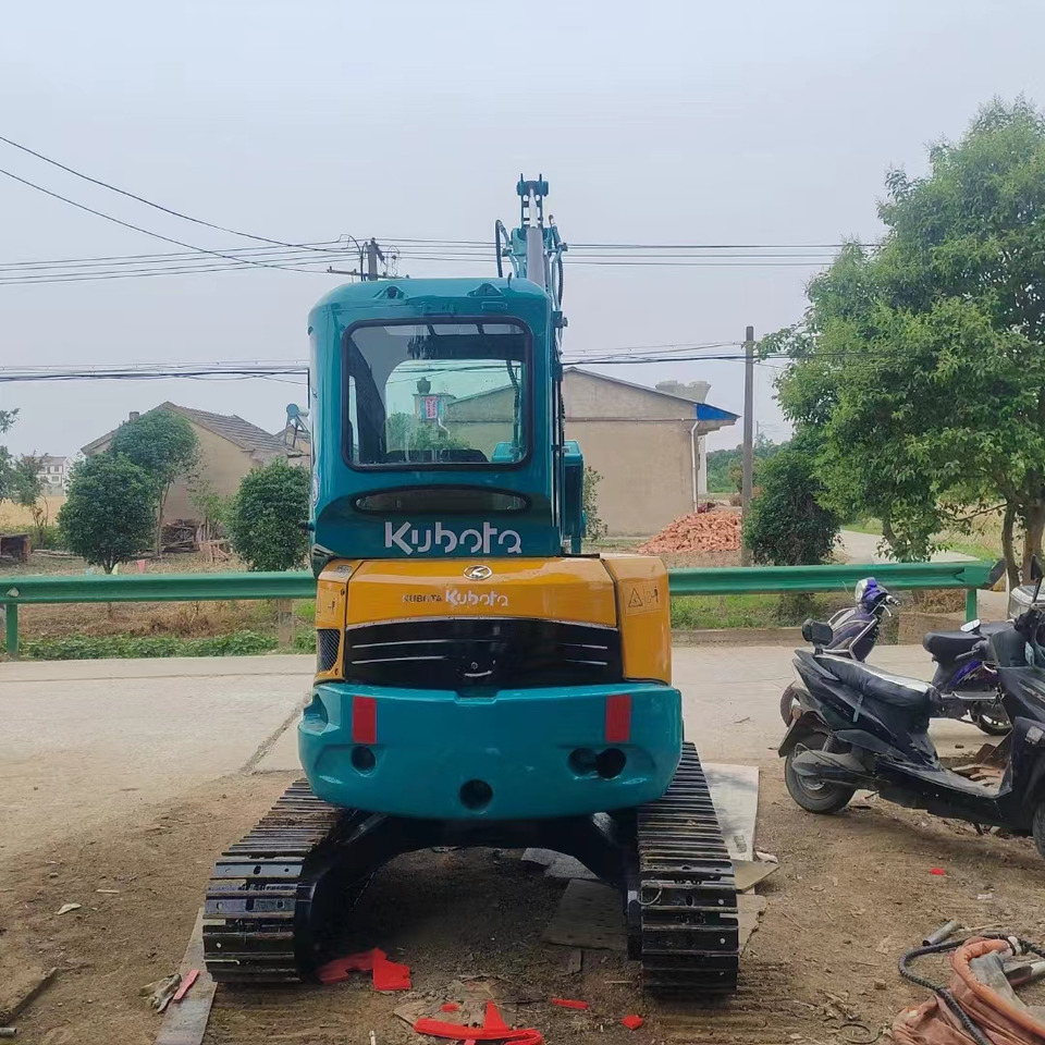 KUBOTA U35 - 小型挖掘机:图3 KUBOTA U35 - 小型挖掘机:图3