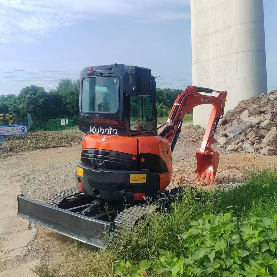 KUBOTA U35 - 小型挖掘机:图4 KUBOTA U35 - 小型挖掘机:图4