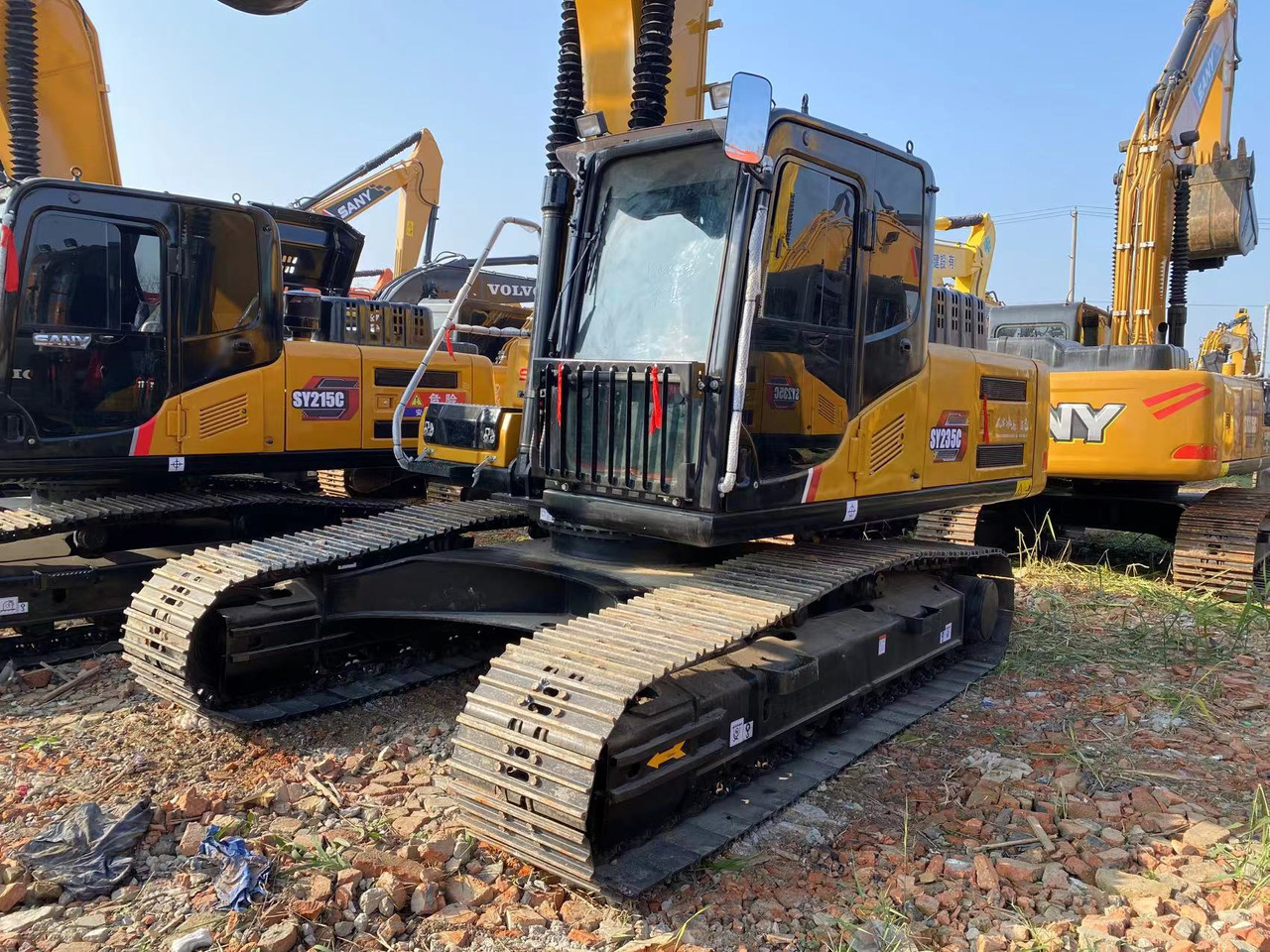 SANY SY235 - 挖掘机:图3 SANY SY235 - 挖掘机:图3