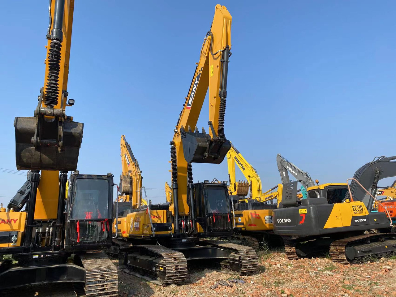 SANY SY235 - 挖掘机:图4 SANY SY235 - 挖掘机:图4