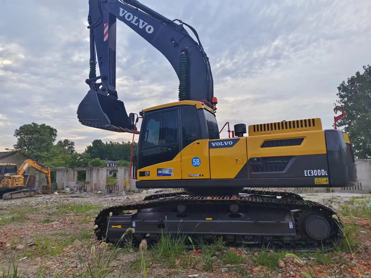 VOLVO EC300 - 履带式挖掘机:图3 VOLVO EC300 - 履带式挖掘机:图3