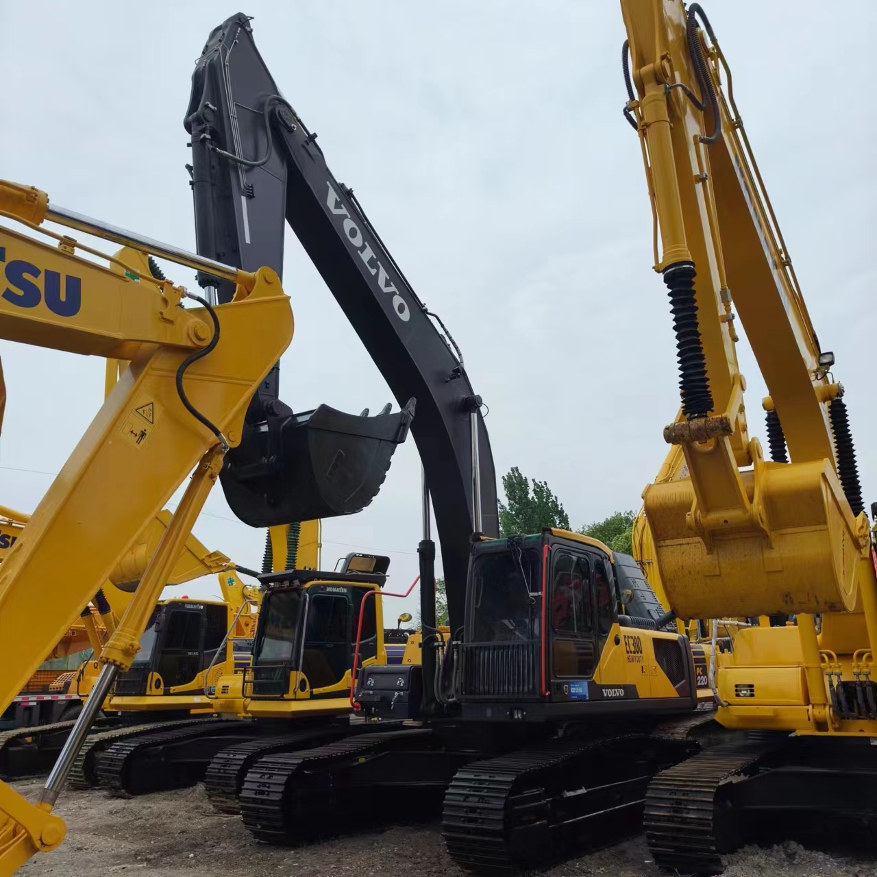 VOLVO EC300 - 履带式挖掘机:图2 VOLVO EC300 - 履带式挖掘机:图2