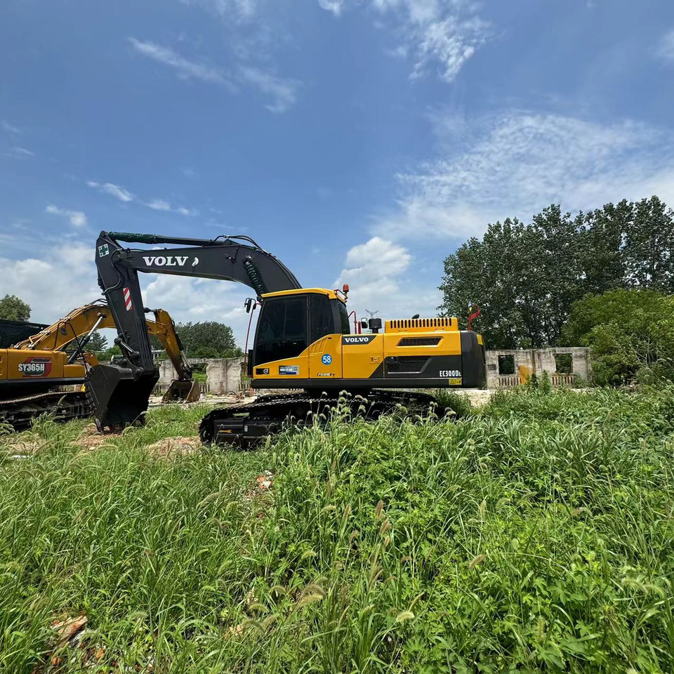 VOLVO EC300 - 履带式挖掘机:图4 VOLVO EC300 - 履带式挖掘机:图4