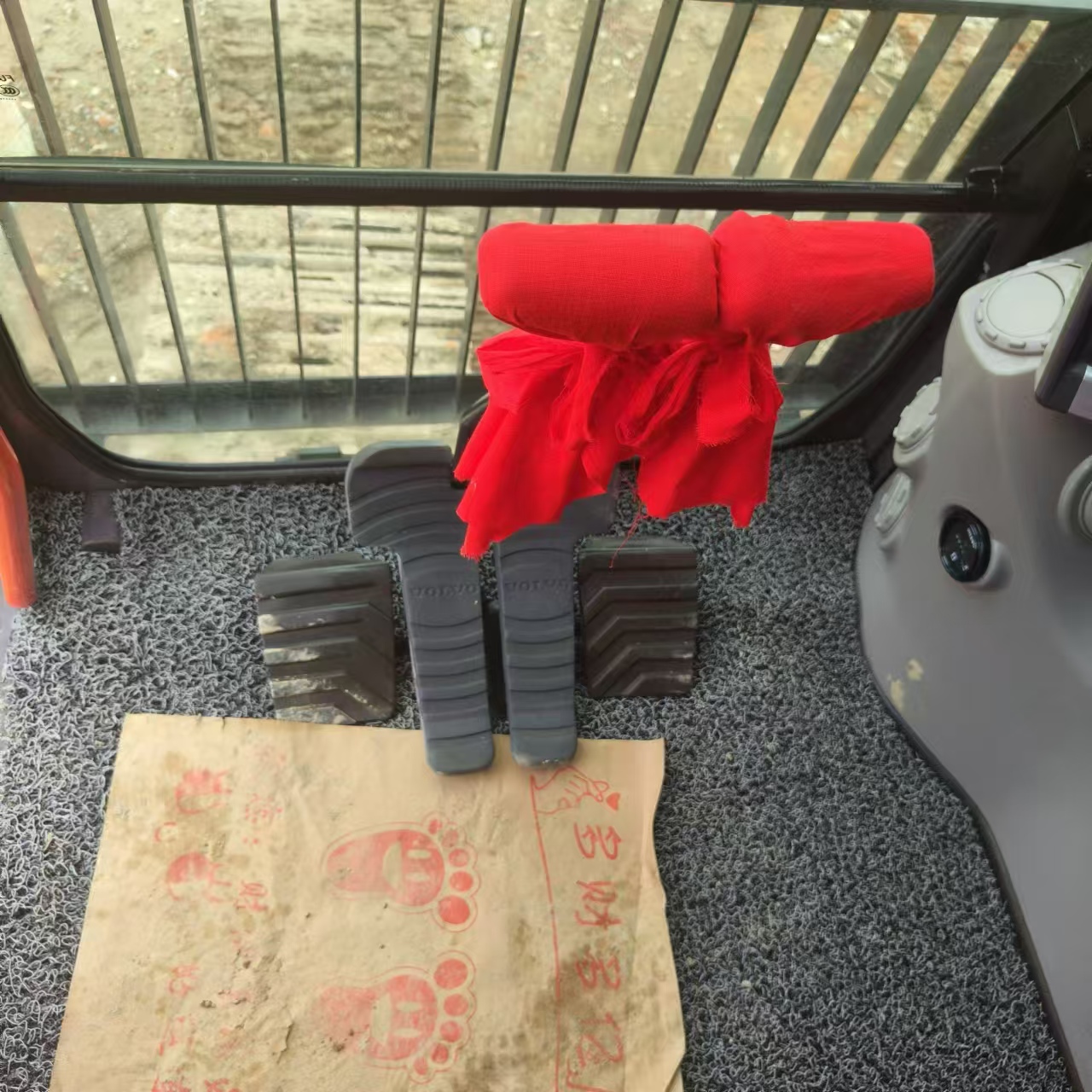 履带式挖掘机 VOLVO EC350DL:图11 履带式挖掘机 VOLVO EC350DL:图11