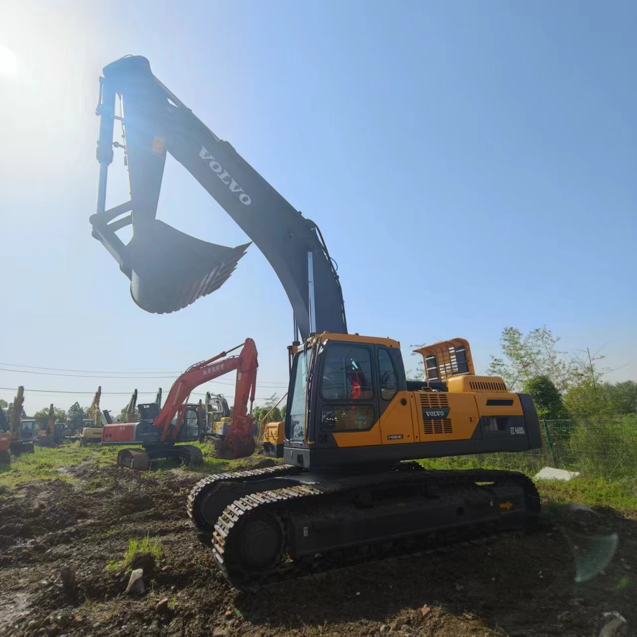 VOLVO EC460 - 履带式挖掘机:图4 VOLVO EC460 - 履带式挖掘机:图4