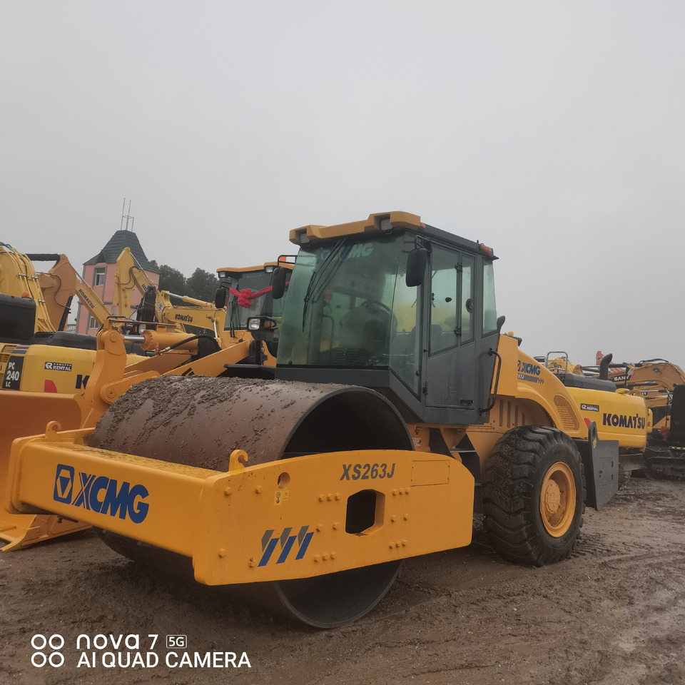 XCMG XS263J - 压路机:图4 XCMG XS263J - 压路机:图4