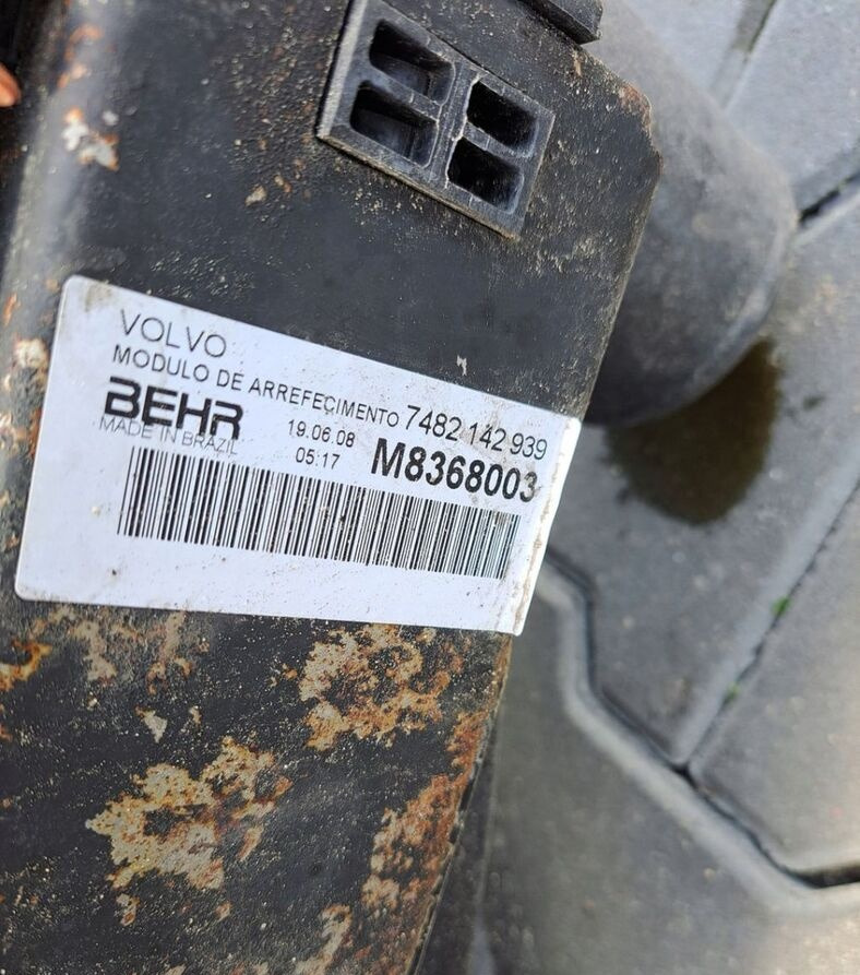 Behr KOMPLET CHŁODNIC VOLVO FL RENAULT MIDLUM DXI 7 - 散热器 适用于 卡车:图3 Behr KOMPLET CHŁODNIC VOLVO FL RENAULT MIDLUM DXI 7 - 散热器 适用于 卡车:图3