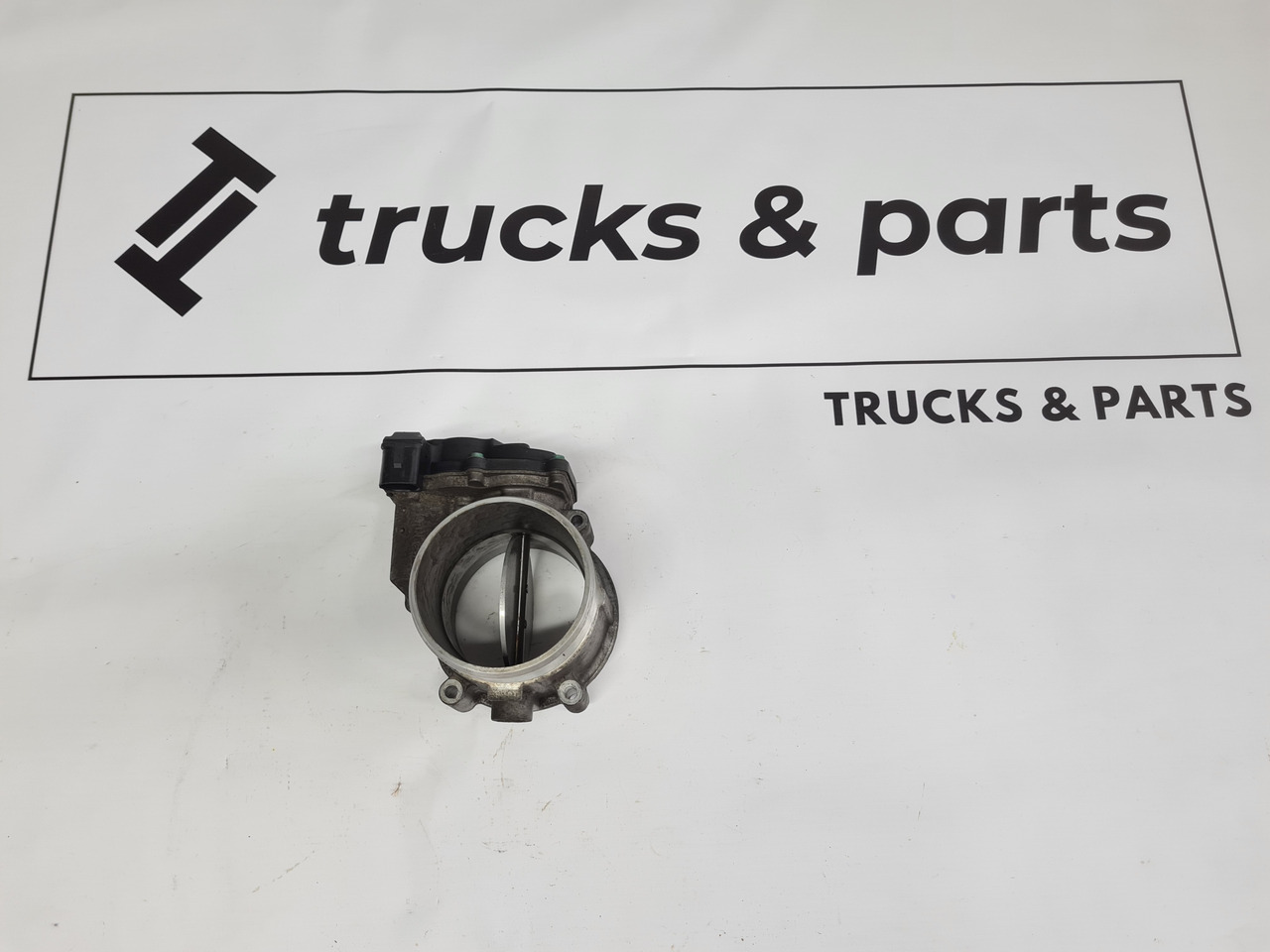 FORD PRZEPUSTNICA ZAWÓR EGR FORD F-MAX 500 TRUCKS GC46 9E926 - 发动机及其零件 适用于 卡车:图1 FORD PRZEPUSTNICA ZAWÓR EGR FORD F-MAX 500 TRUCKS GC46 9E926 - 发动机及其零件 适用于 卡车:图1
