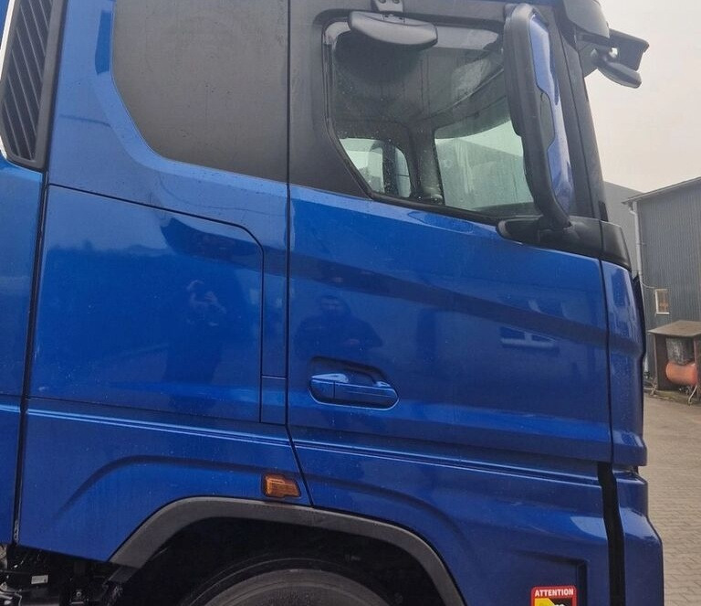 Ford KOMPLETNA F-MAX TRUCKS CARGO 500 for Ford FORD F-MAX TRUCKS CARGO 500 - 驾驶室:图5 Ford KOMPLETNA F-MAX TRUCKS CARGO 500 for Ford FORD F-MAX TRUCKS CARGO 500 - 驾驶室:图5