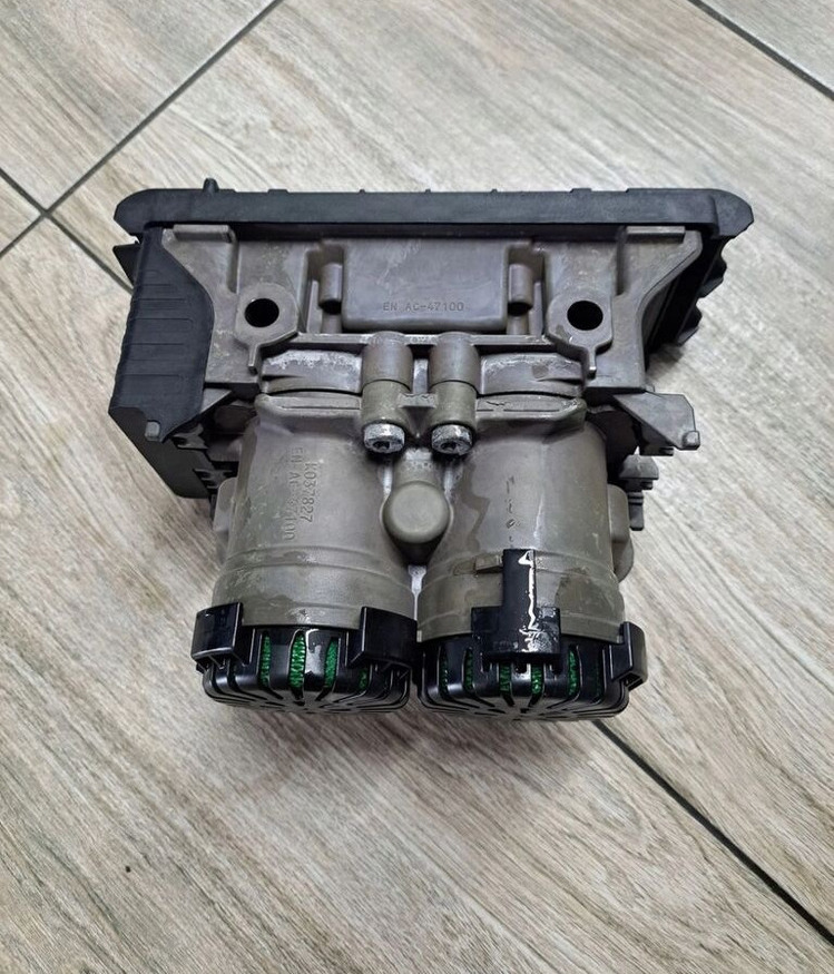 KNORR-BREMSE ZAWÓR PNEUMATYCZNY MODULATOR EBS TYLNY TYŁ FORD F-MAX CARGO EURO 6 - 制动阀 适用于 卡车:图2 KNORR-BREMSE ZAWÓR PNEUMATYCZNY MODULATOR EBS TYLNY TYŁ FORD F-MAX CARGO EURO 6 - 制动阀 适用于 卡车:图2