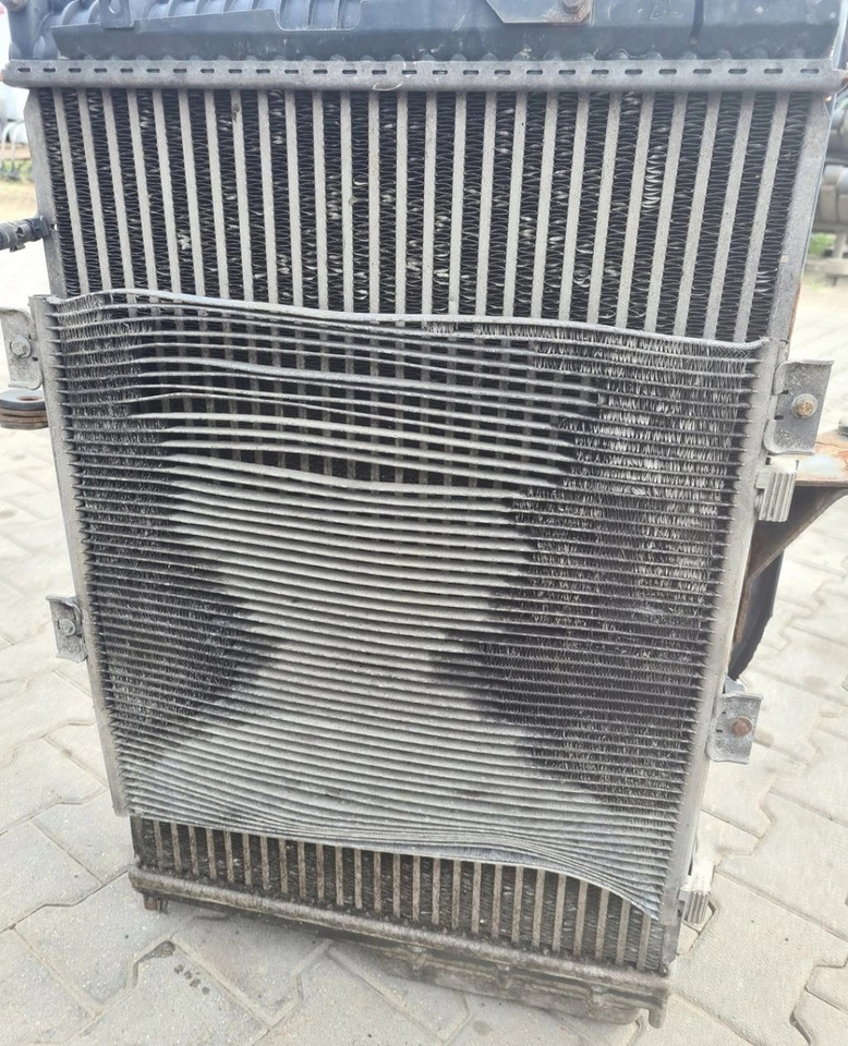 KOMPLET CHŁODNIC VOLVO FL D7 RENAULT MIDLUM DXI 7 20810091 7482142944 - 中冷器:图5 KOMPLET CHŁODNIC VOLVO FL D7 RENAULT MIDLUM DXI 7 20810091 7482142944 - 中冷器:图5