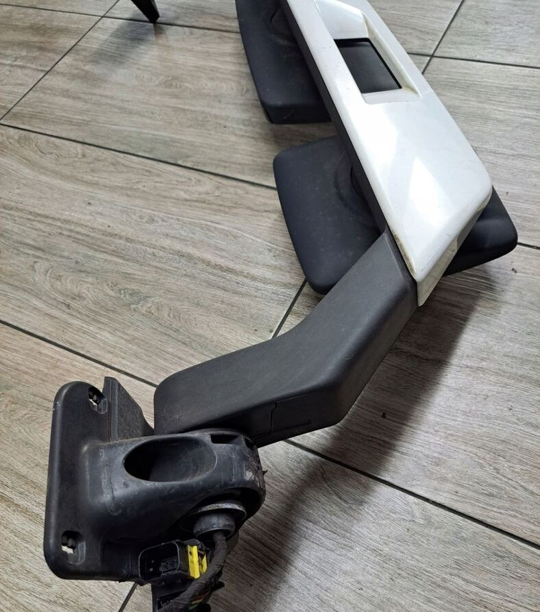 LUSTERKO LUSTRO KOMPLETNE LEWE VOLVO FH 4 FH 5 EURO 6 - 后视镜 适用于 卡车:图3 LUSTERKO LUSTRO KOMPLETNE LEWE VOLVO FH 4 FH 5 EURO 6 - 后视镜 适用于 卡车:图3