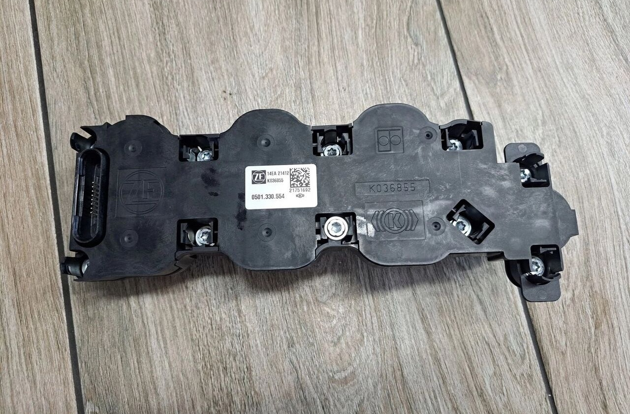 MODUŁ BLOK ELEKTRONIKA WYBIERAKA SKRZYNI BIEGÓW ZF TRAXON 0501.330.554 ZF TRAXON - 传动装置 适用于 卡车:图3 MODUŁ BLOK ELEKTRONIKA WYBIERAKA SKRZYNI BIEGÓW ZF TRAXON 0501.330.554 ZF TRAXON - 传动装置 适用于 卡车:图3
