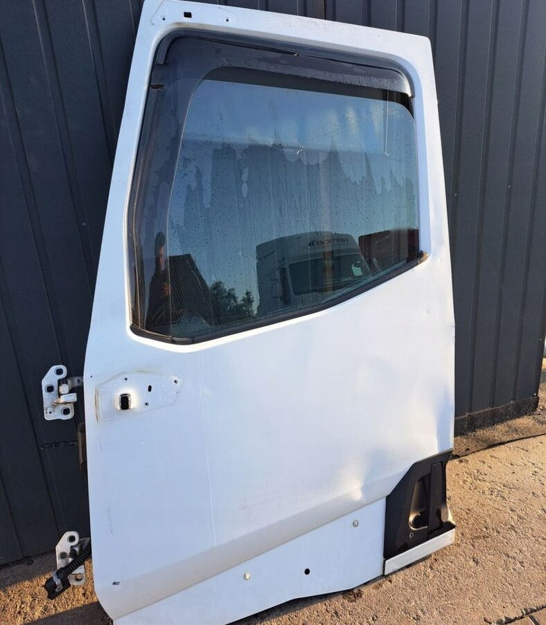 Renault GAMA T K C RANGE - 车门及其零件 适用于 卡车:图2 Renault GAMA T K C RANGE - 车门及其零件 适用于 卡车:图2