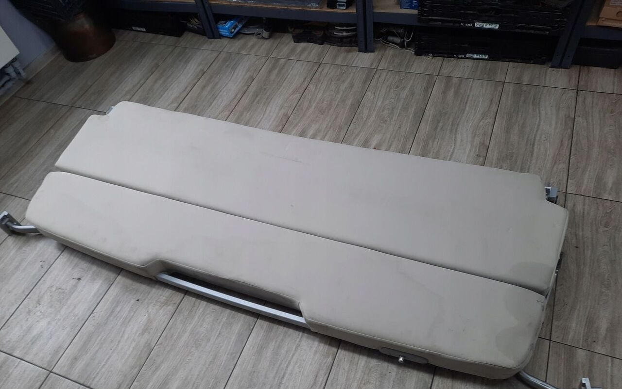 Renault ŁÓŻKO GÓRNE LEŻANKA RENAULT GAMA T RANGE - 座椅 适用于 卡车:图1 Renault ŁÓŻKO GÓRNE LEŻANKA RENAULT GAMA T RANGE - 座椅 适用于 卡车:图1