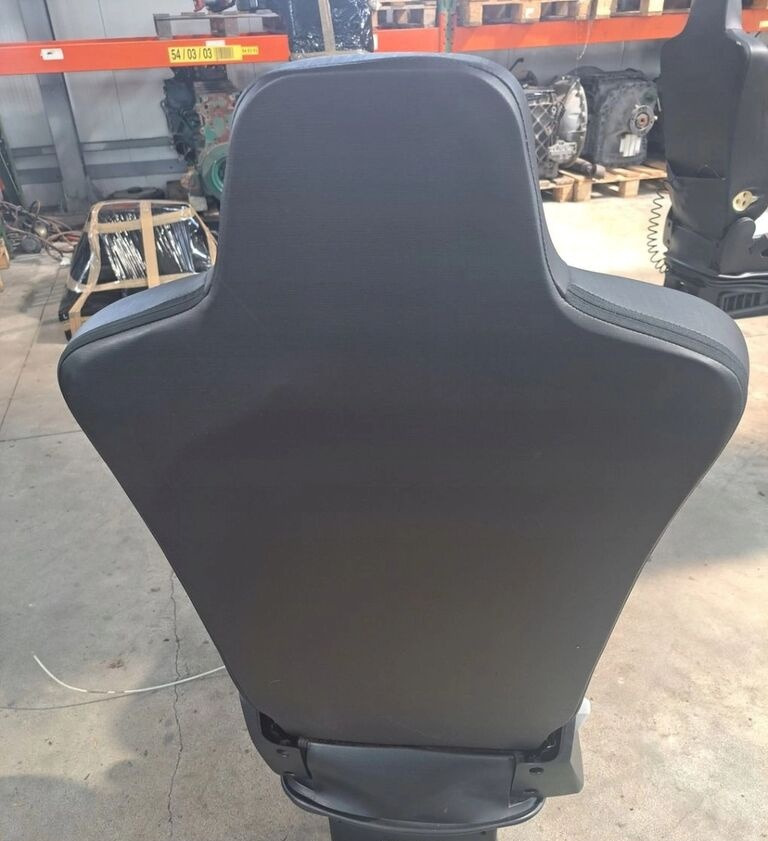 Renault PRAWY SIEDZENIE PASAŻERA   Renault RANGE GAMA T C K - 座椅 适用于 卡车:图3 Renault PRAWY SIEDZENIE PASAŻERA   Renault RANGE GAMA T C K - 座椅 适用于 卡车:图3