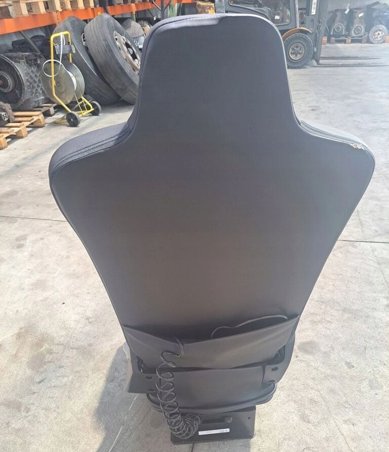 Renault SIEDZENIE KIEROWCY   Renault RANGE GAMA T C K - 座椅 适用于 卡车:图2 Renault SIEDZENIE KIEROWCY   Renault RANGE GAMA T C K - 座椅 适用于 卡车:图2