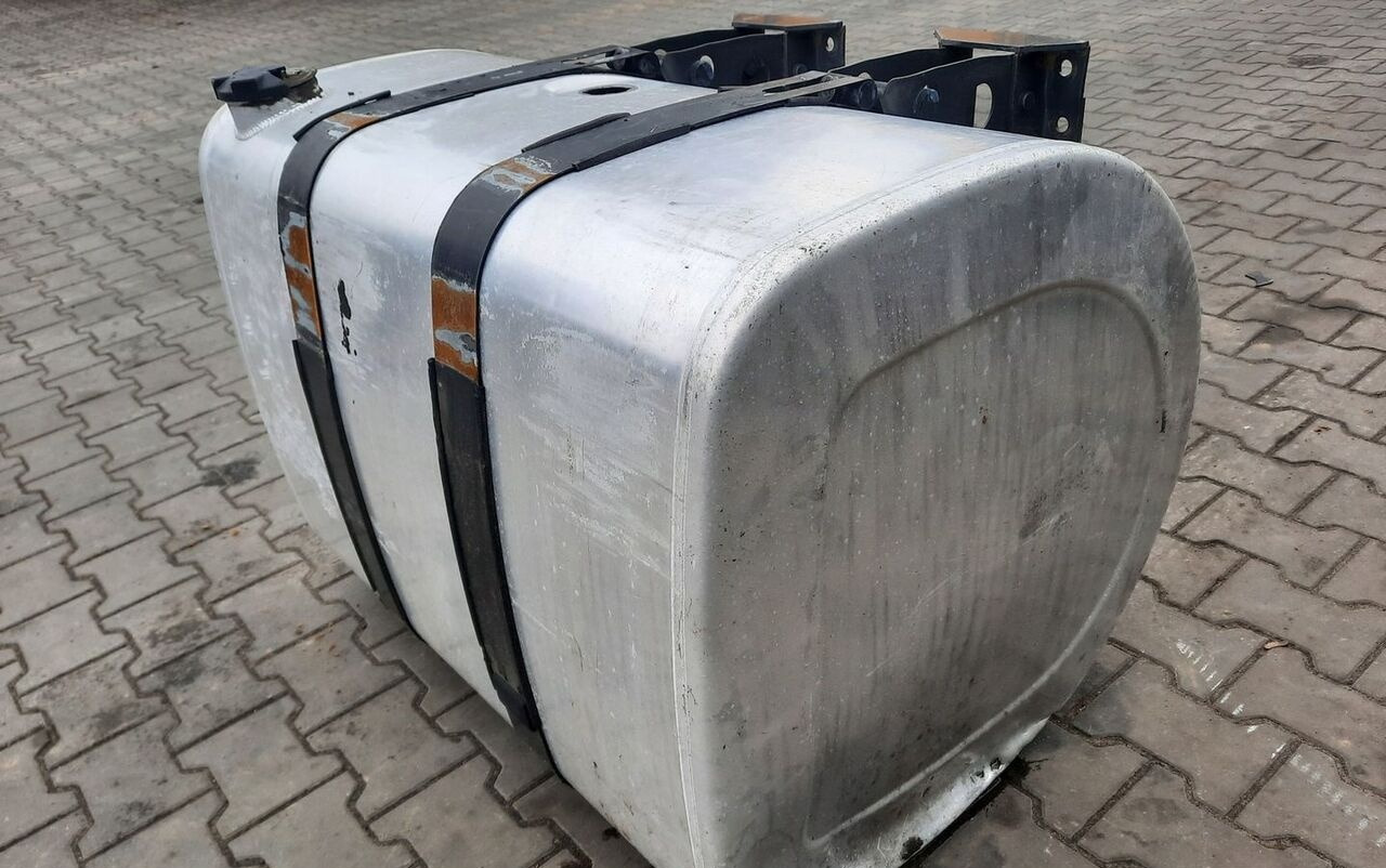 Renault ZBIORNIK PALIWA VOLVO FH4 FM4 FMX 100/70/70 21655306 - 燃料箱 适用于 卡车:图5 Renault ZBIORNIK PALIWA VOLVO FH4 FM4 FMX 100/70/70 21655306 - 燃料箱 适用于 卡车:图5