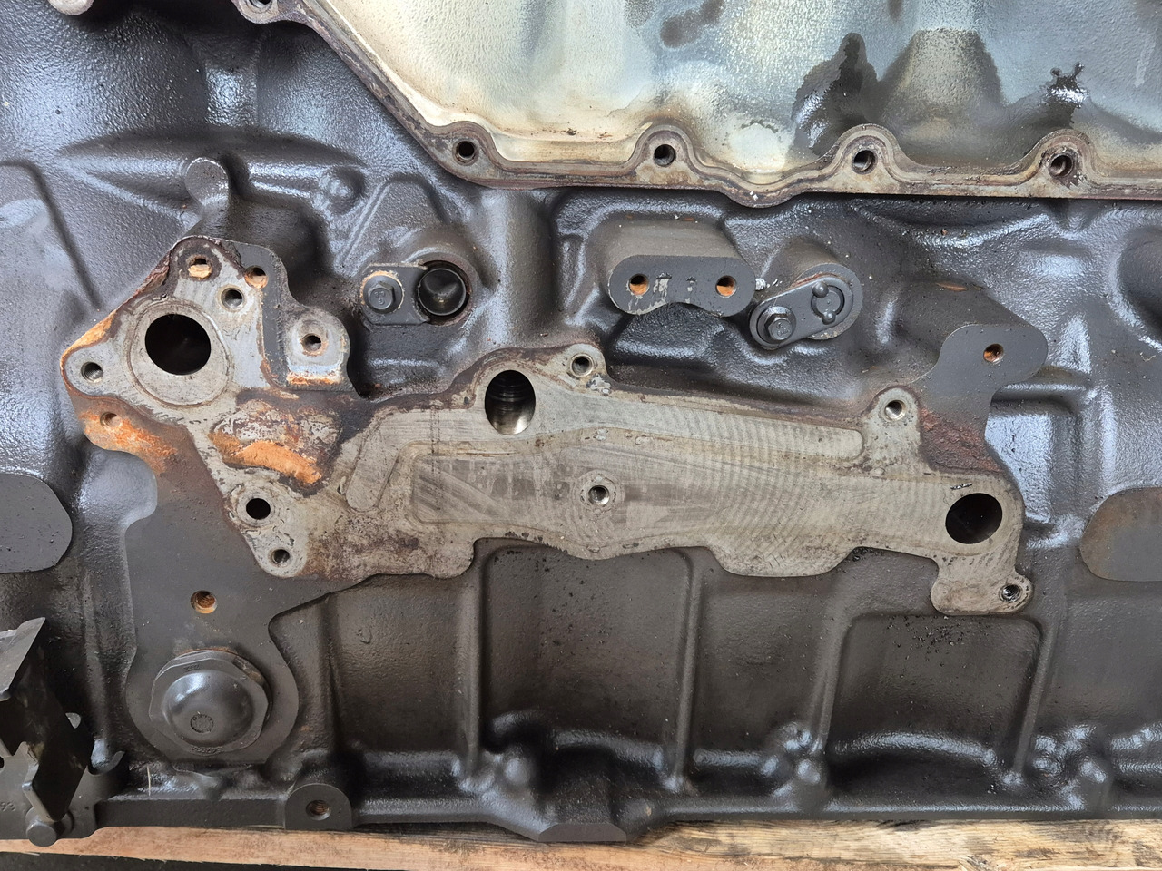 VOLVO BLOK SILNIKA RENAULT GAMA RANGE T EVO TURBOCOMPOUND VOLVO FH 5 D13K 2226825 K8 - 汽缸体 适用于 卡车:图5 VOLVO BLOK SILNIKA RENAULT GAMA RANGE T EVO TURBOCOMPOUND VOLVO FH 5 D13K 2226825 K8 - 汽缸体 适用于 卡车:图5