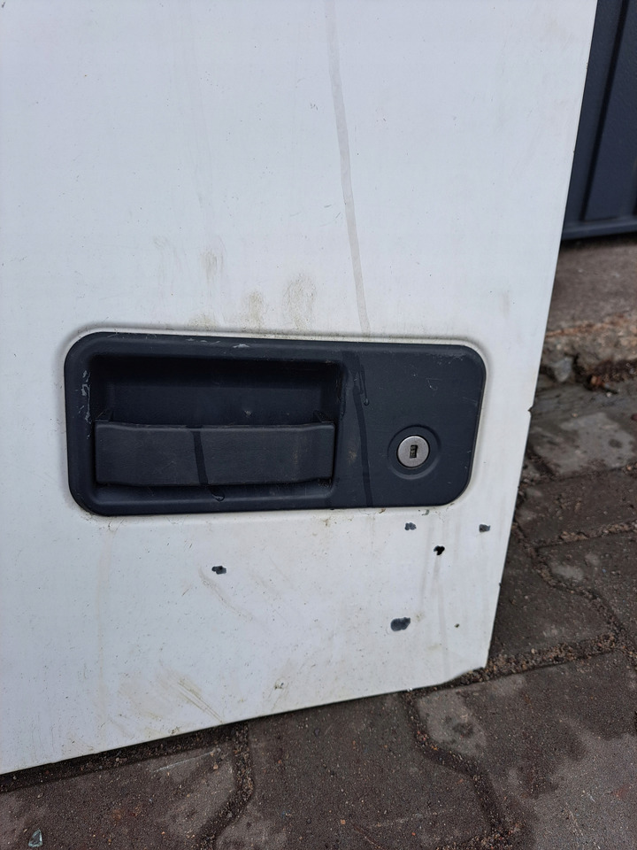 VOLVO DRZWI KOMPLETNE LEWE VOLVO FH 13 LIFT - 车门及其零件 适用于 卡车:图3 VOLVO DRZWI KOMPLETNE LEWE VOLVO FH 13 LIFT - 车门及其零件 适用于 卡车:图3