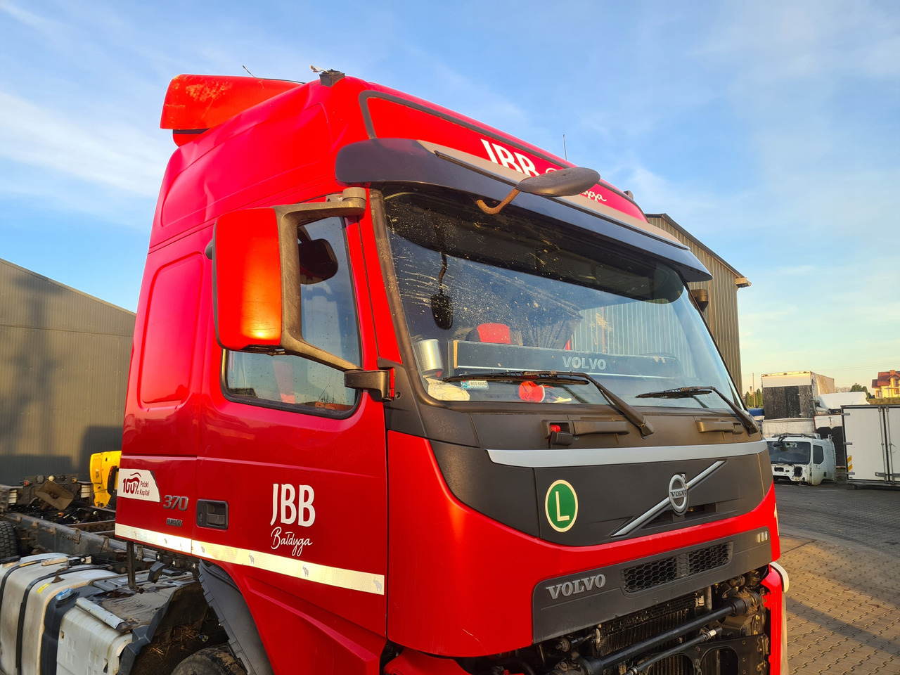 VOLVO KABINA KOMPLETNA VOLVO FM 4 EURO 6 GLOBETROTTER - 驾驶室 适用于 卡车:图1 VOLVO KABINA KOMPLETNA VOLVO FM 4 EURO 6 GLOBETROTTER - 驾驶室 适用于 卡车:图1