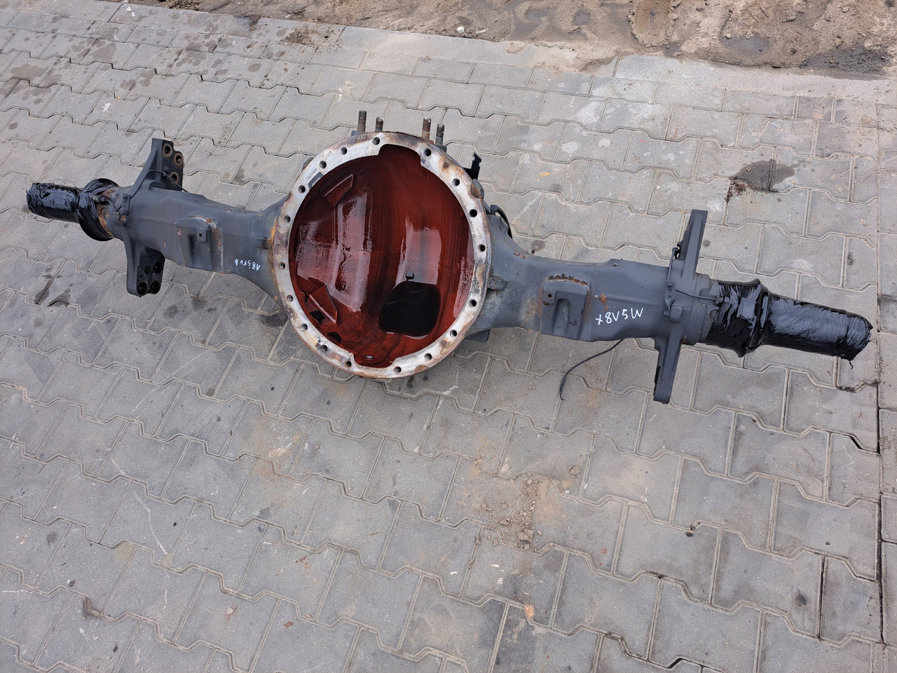 VOLVO OBUDOWA MOSTU POCHWA MS18X VOLVO FH 4 FM 4 FMX 18 SZPILEK - 传动装置 适用于 卡车:图1 VOLVO OBUDOWA MOSTU POCHWA MS18X VOLVO FH 4 FM 4 FMX 18 SZPILEK - 传动装置 适用于 卡车:图1