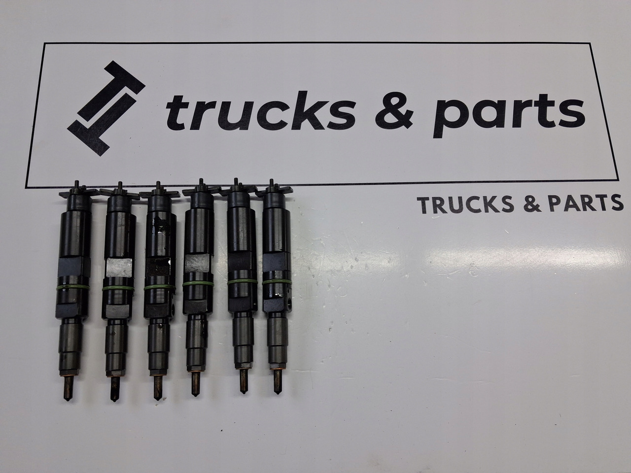 VOLVO POMPOWTRYSKIWACZE WTRYSKI VOLVO FL RENAULT GAMA D D8K - 喷射器 适用于 卡车:图1 VOLVO POMPOWTRYSKIWACZE WTRYSKI VOLVO FL RENAULT GAMA D D8K - 喷射器 适用于 卡车:图1