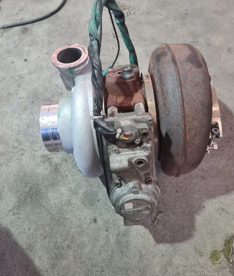 VOLVO TURBINA TURBOSPRĘŻARKA FH 16 D16K 750 EURO 6 3789660 HW-3789663 - 涡轮增压器 适用于 卡车:图4 VOLVO TURBINA TURBOSPRĘŻARKA FH 16 D16K 750 EURO 6 3789660 HW-3789663 - 涡轮增压器 适用于 卡车:图4