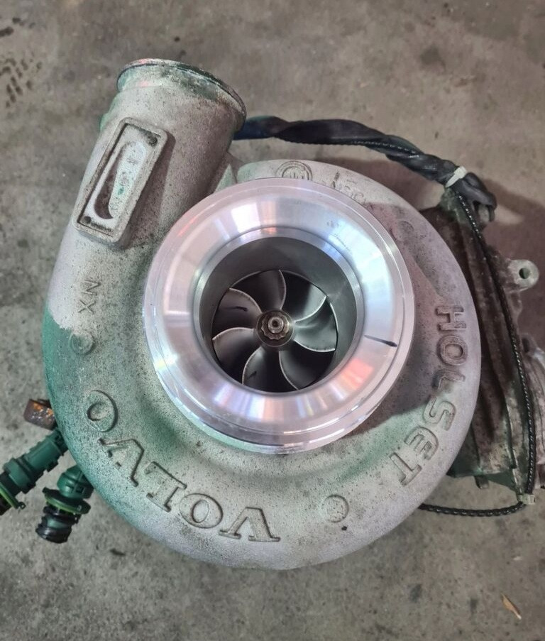 VOLVO TURBINA TURBOSPRĘŻARKA FH 16 D16K 750 EURO 6 3789660 HW-3789663 - 涡轮增压器 适用于 卡车:图2 VOLVO TURBINA TURBOSPRĘŻARKA FH 16 D16K 750 EURO 6 3789660 HW-3789663 - 涡轮增压器 适用于 卡车:图2