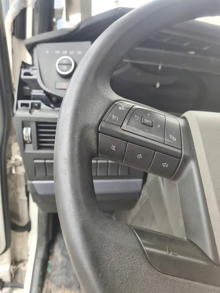 VOLVO WIELOFUNKCYJNA KOMPLETNA - 方向盘 适用于 卡车:图3 VOLVO WIELOFUNKCYJNA KOMPLETNA - 方向盘 适用于 卡车:图3