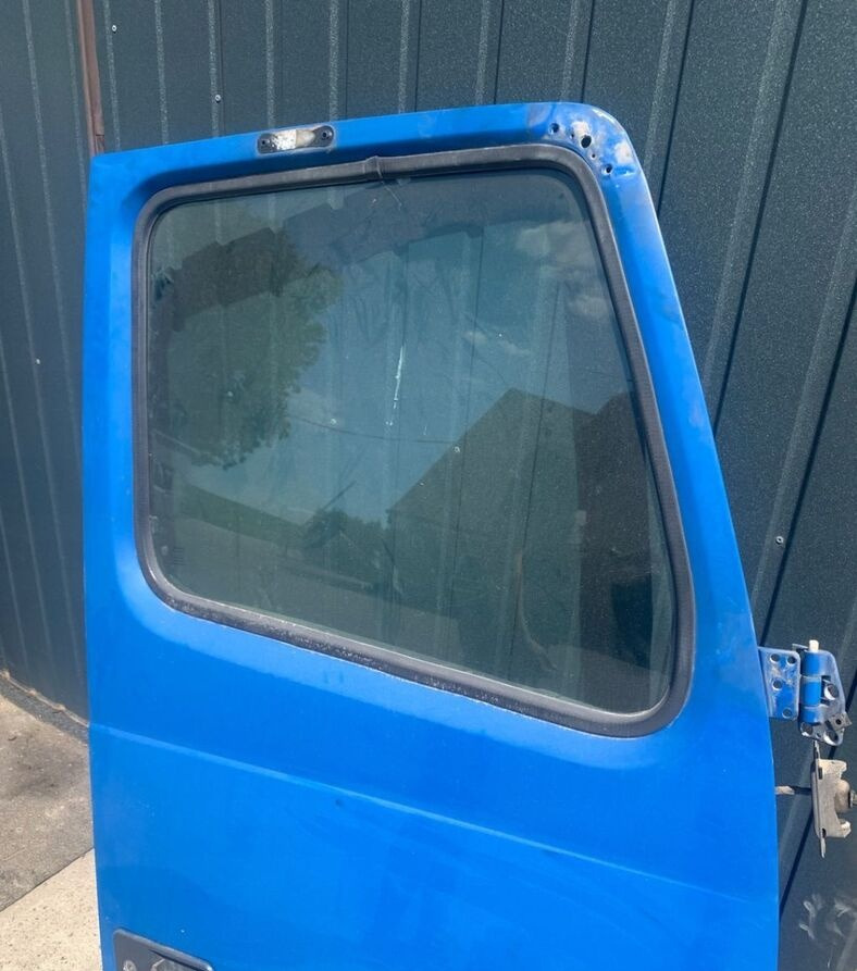 Volvo FH 12 13 - 车门及其零件 适用于 卡车:图3 Volvo FH 12 13 - 车门及其零件 适用于 卡车:图3