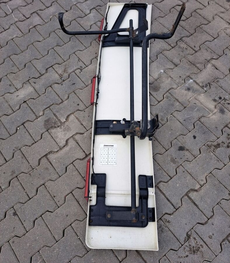 Volvo OWIEWKA LEWA SPOILER ZAKABINOWY VOLVO FH 12 13 - 空气动力/ 扰流板 适用于 卡车:图5 Volvo OWIEWKA LEWA SPOILER ZAKABINOWY VOLVO FH 12 13 - 空气动力/ 扰流板 适用于 卡车:图5