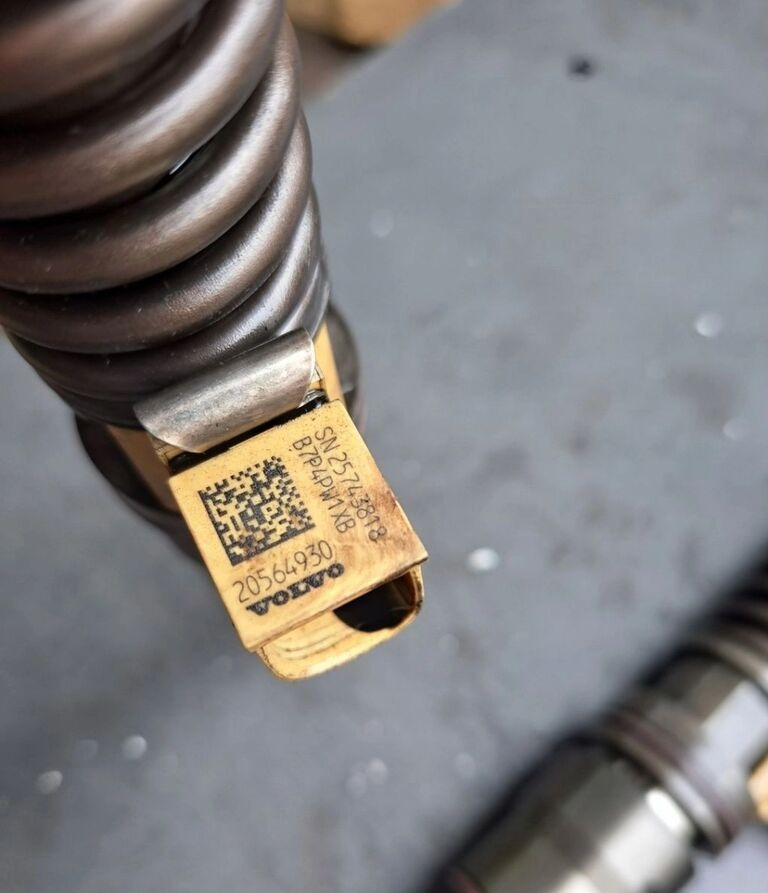 Volvo POMPOWTRYSKI KOMPLET FH 16 D16 20564930 Volvo - 喷射器 适用于 卡车:图2 Volvo POMPOWTRYSKI KOMPLET FH 16 D16 20564930 Volvo - 喷射器 适用于 卡车:图2
