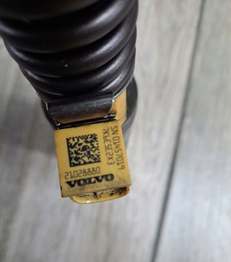 Volvo POMPOWTRYSKIWACZE RENAULT DXI VOLVO FH FM 13 21028880 - 喷射器 适用于 卡车:图1 Volvo POMPOWTRYSKIWACZE RENAULT DXI VOLVO FH FM 13 21028880 - 喷射器 适用于 卡车:图1