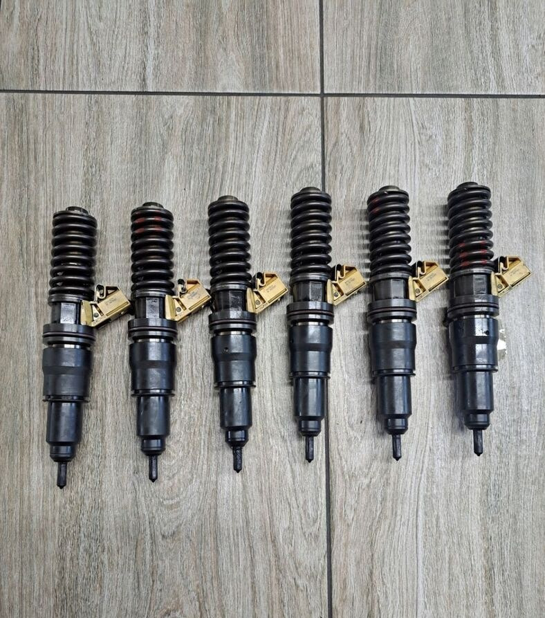 Volvo POMPOWTRYSKIWACZE VOLVO FH 4 FM 4 D13K 460 EURO 6 22254568 - 喷射器 适用于 卡车:图1 Volvo POMPOWTRYSKIWACZE VOLVO FH 4 FM 4 D13K 460 EURO 6 22254568 - 喷射器 适用于 卡车:图1