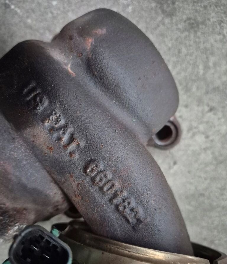 Volvo ZAWÓR HAMULEC GÓRSKI SPALIN EGR FH4 FH 16 D16K 23694442 6601821   Volvo EGR VOLVO FH4 FH 16 D16K 23694442 6601821 - 发动机及其零件 适用于 卡车:图4 Volvo ZAWÓR HAMULEC GÓRSKI SPALIN EGR FH4 FH 16 D16K 23694442 6601821   Volvo EGR VOLVO FH4 FH 16 D16K 23694442 6601821 - 发动机及其零件 适用于 卡车:图4