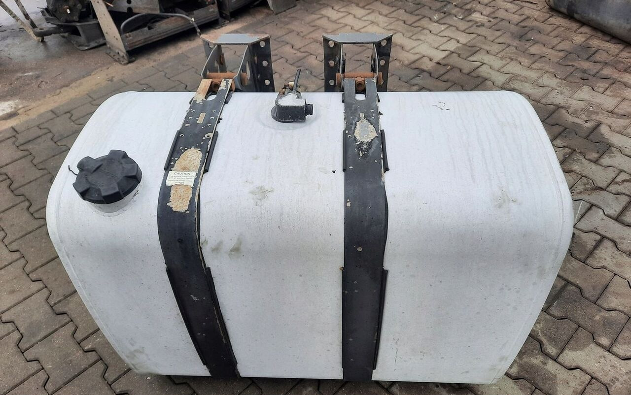 Volvo ZBIORNIK PALIWA VOLVO FH FM 4 100/70/70 20503505 - 燃料箱 适用于 卡车:图4 Volvo ZBIORNIK PALIWA VOLVO FH FM 4 100/70/70 20503505 - 燃料箱 适用于 卡车:图4