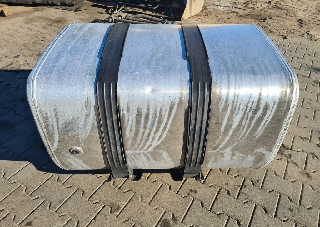 ZBIORNIK PALIWA RENAULT PREMIUM MAGNUM DXI GAMA T VOLVO FH 13 4 100X70X70 - 燃料箱:图5 ZBIORNIK PALIWA RENAULT PREMIUM MAGNUM DXI GAMA T VOLVO FH 13 4 100X70X70 - 燃料箱:图5