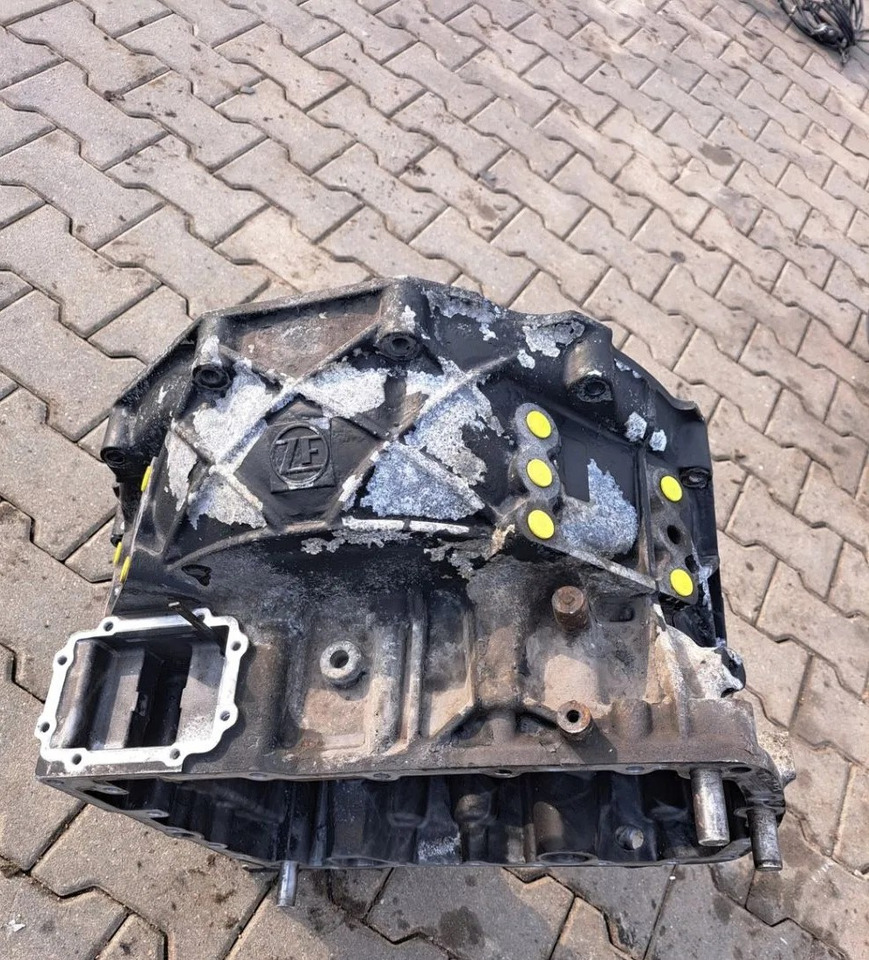 ZF BUDOWA SKRZYNI BIEGÓW ZF PRZÓD 16s2220 16s2221 MANUAL - 变速箱及其零件:图1 ZF BUDOWA SKRZYNI BIEGÓW ZF PRZÓD 16s2220 16s2221 MANUAL - 变速箱及其零件:图1