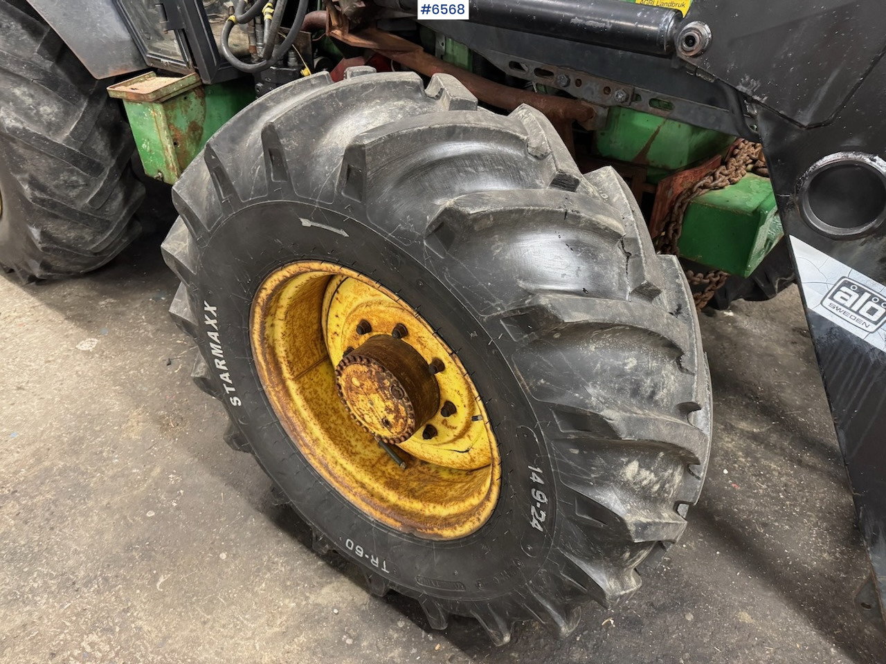 1980 John Deere 2140 w/ front loader. - 拖拉机:图5 1980 John Deere 2140 w/ front loader. - 拖拉机:图5