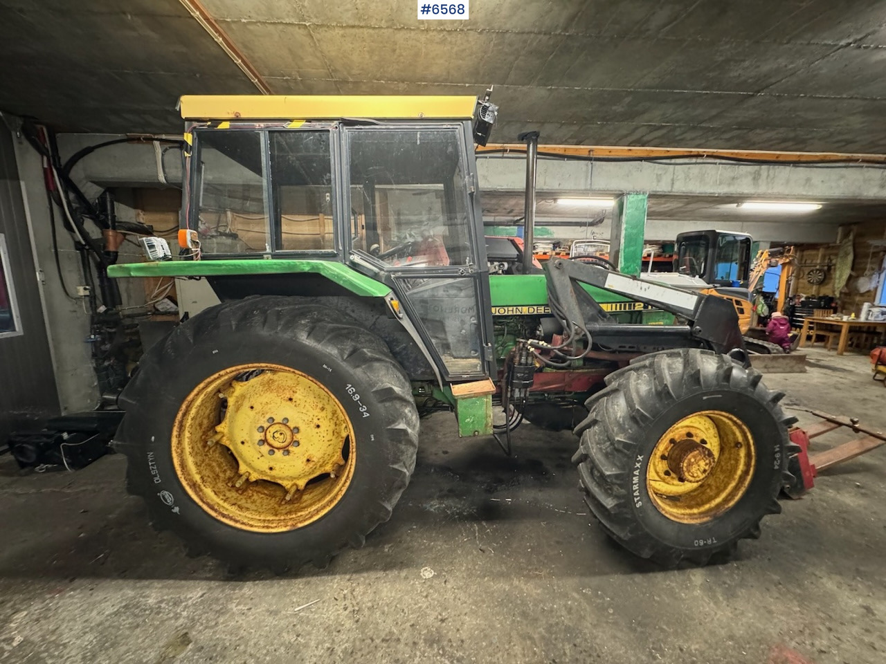 1980 John Deere 2140 w/ front loader. - 拖拉机:图2 1980 John Deere 2140 w/ front loader. - 拖拉机:图2