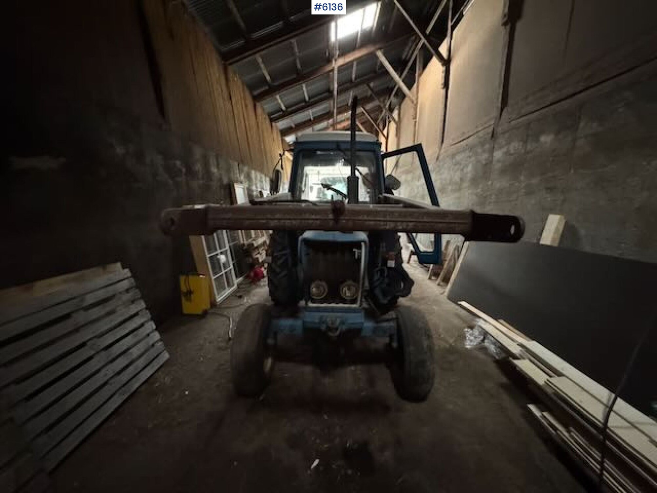 1981 Ford 4600 with front loader! - 拖拉机:图4 1981 Ford 4600 with front loader! - 拖拉机:图4