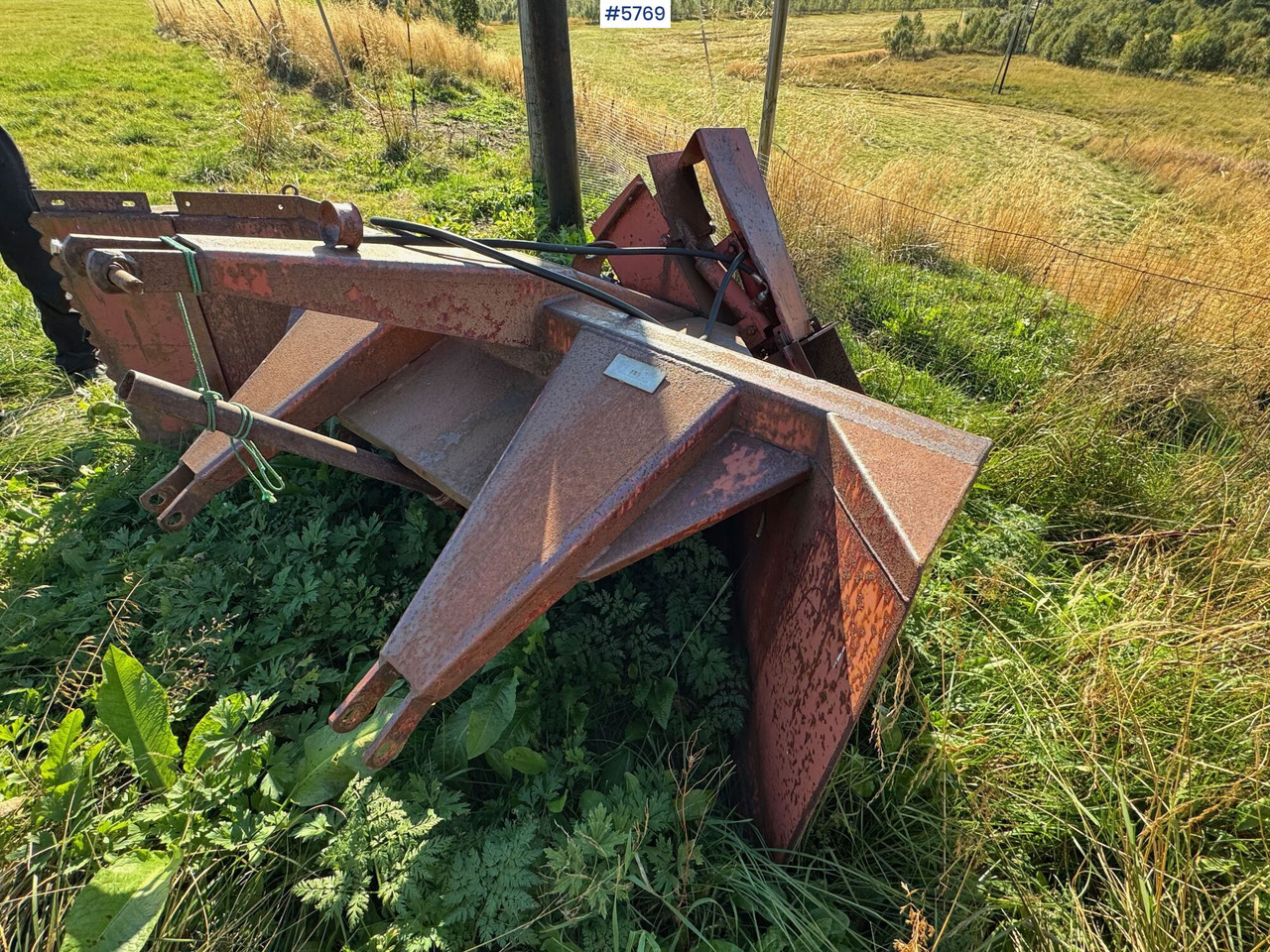 1984 Orkel Snow Blower - 市政/ 专用车辆:图1 1984 Orkel Snow Blower - 市政/ 专用车辆:图1