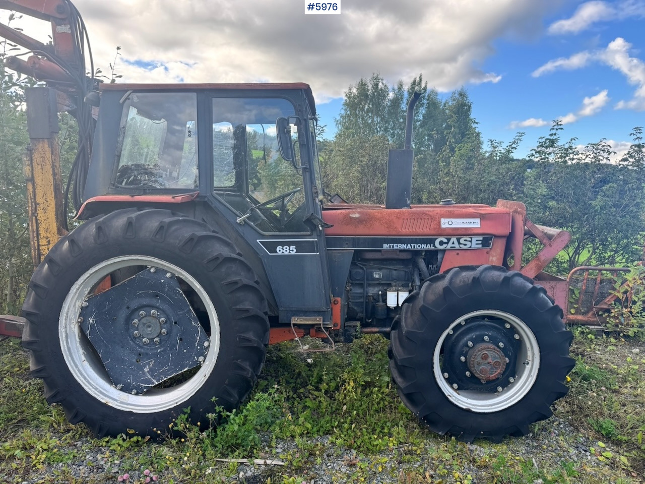 1985 Case International 685 with Log Trailer - 拖拉机:图5 1985 Case International 685 with Log Trailer - 拖拉机:图5