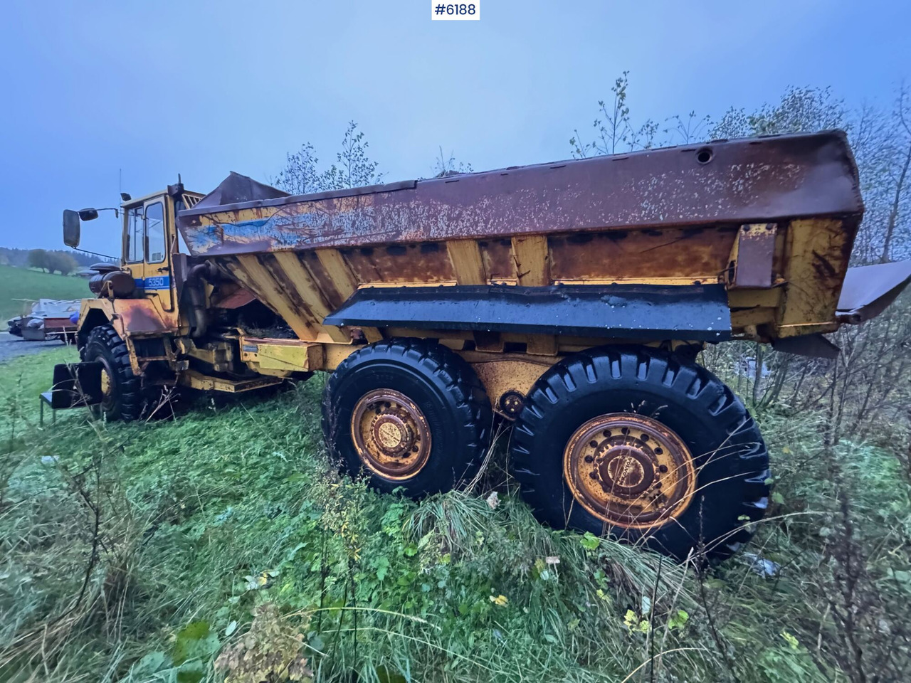 1985 Volvo BM 5350B 6x6 dumper - 铰接式自卸车:图5 1985 Volvo BM 5350B 6x6 dumper - 铰接式自卸车:图5