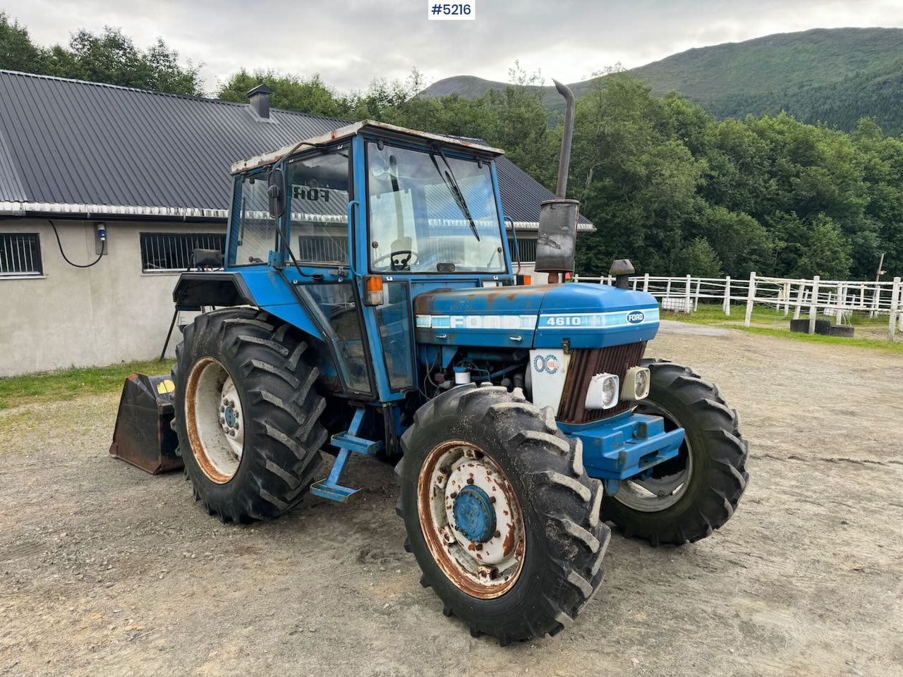 1986 Ford 4610 4x4 - 拖拉机:图2 1986 Ford 4610 4x4 - 拖拉机:图2