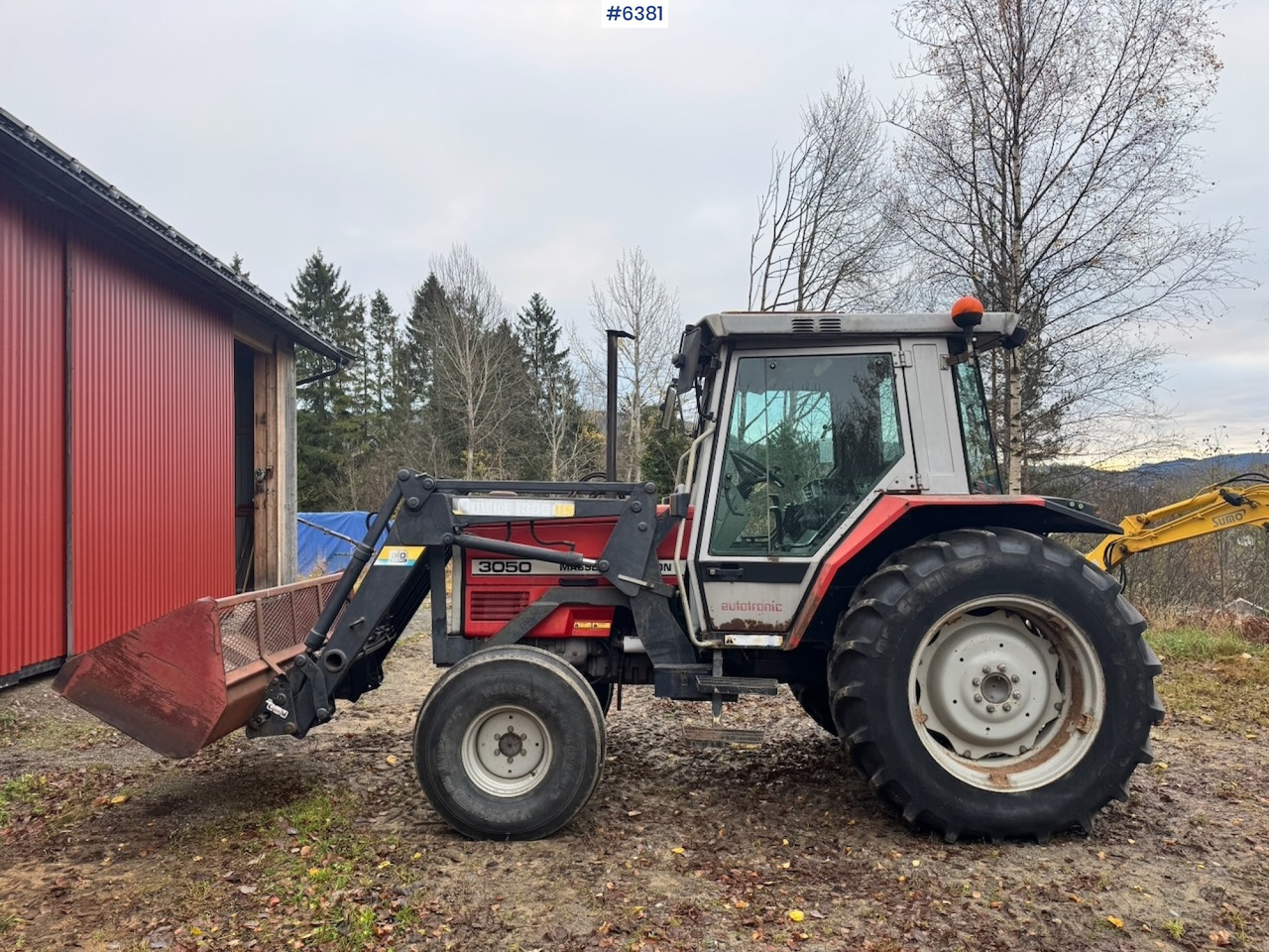 1987 Massey Ferguson 3050 w/ Front loader and twin wheels. - 拖拉机:图2 1987 Massey Ferguson 3050 w/ Front loader and twin wheels. - 拖拉机:图2