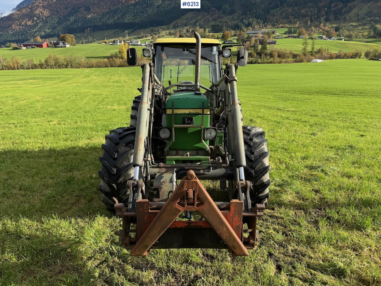 1990 John Deere 2850 Power Synchron w/ front loader. - 拖拉机:图3 1990 John Deere 2850 Power Synchron w/ front loader. - 拖拉机:图3